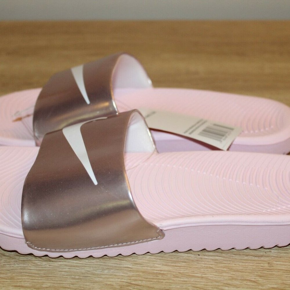 Girl's Nike Kawa Slide Sandals in Arctic Pink - Picture 3 of 6